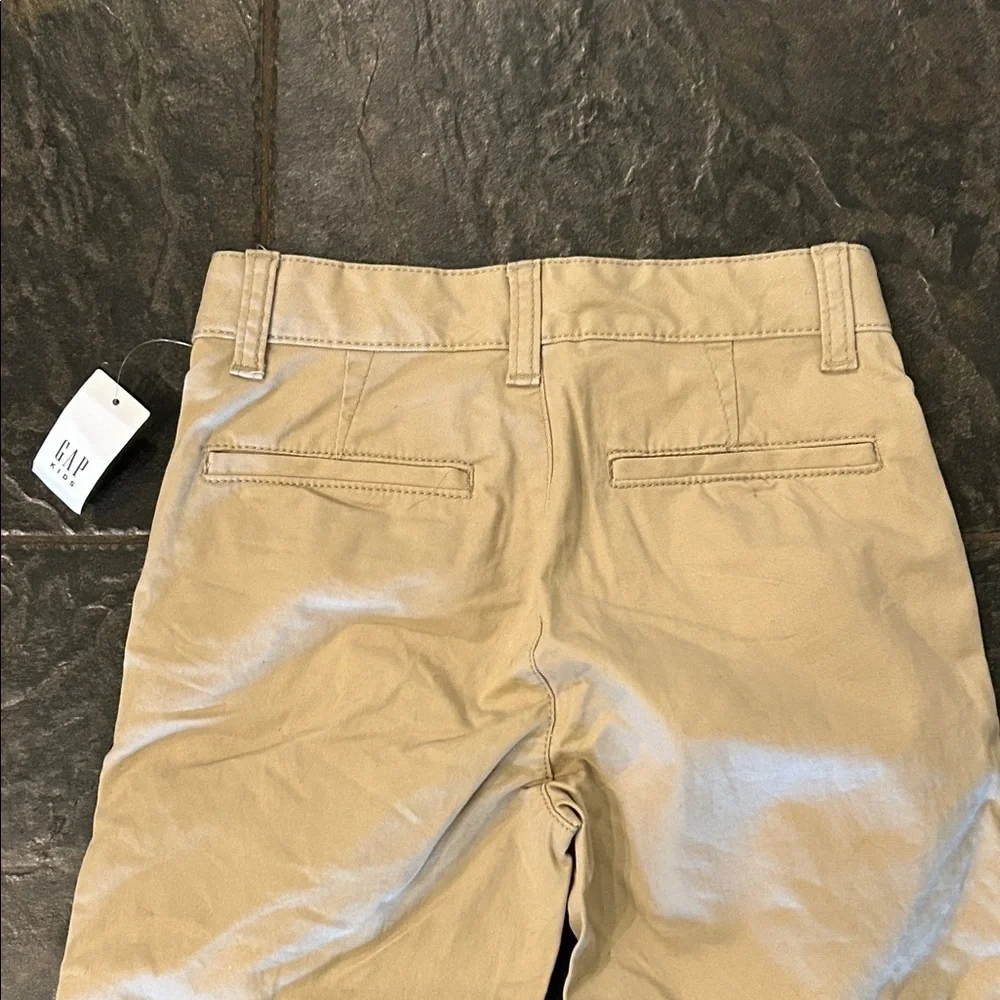 GAP boys size 7 Khaki Chinos